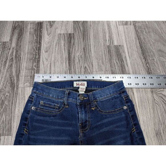 (3/$35) Mudd Size 3 Embroidered Stretchy Medium Wash Whiskered Denim Blue Jeans - Picture 6 of 10
